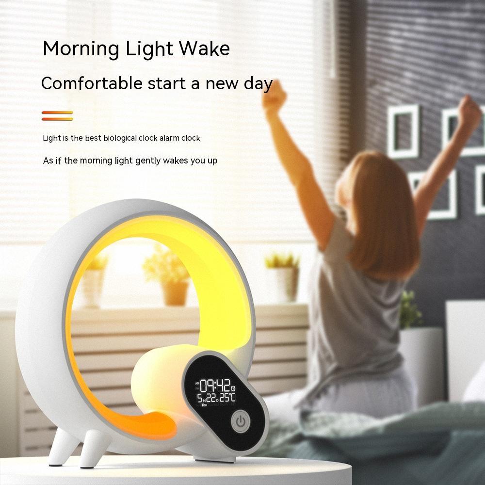 ساعة منبه رقمية تناظرية من Creative Q Light مزودة بشاشة عرض رقمية وصوت وبلوتوث وإيقاظ ذكي وإضاءة ملونة